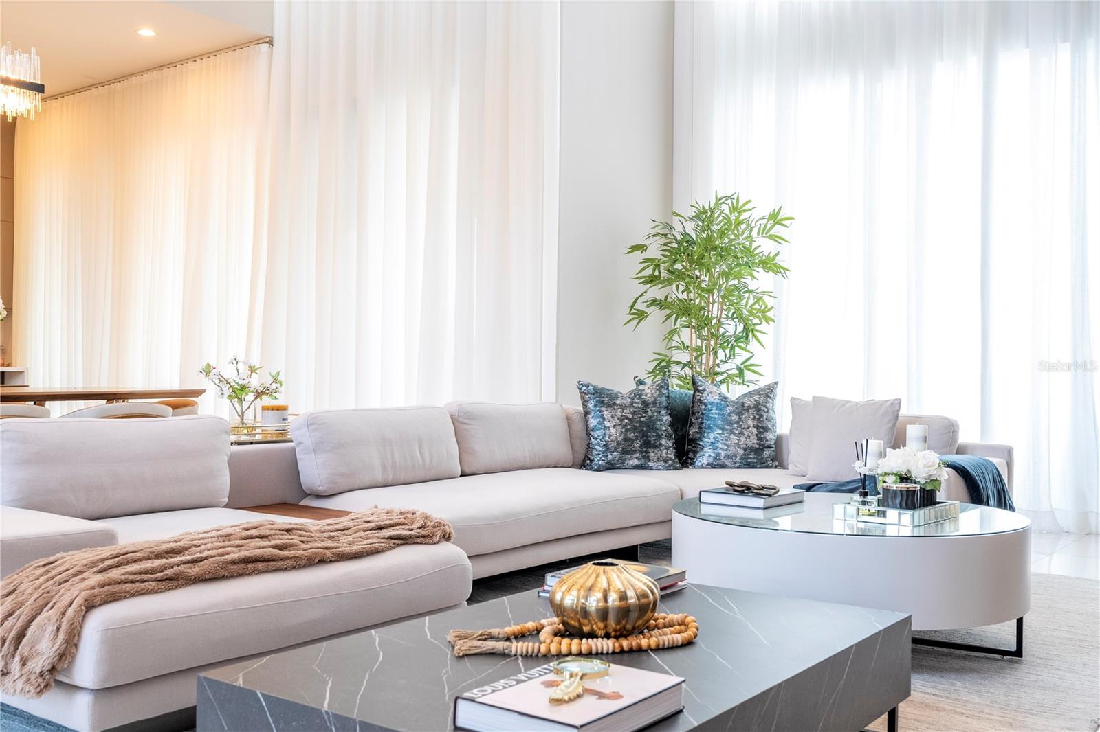 BELLA COLLINA EAST SUB - Residential
