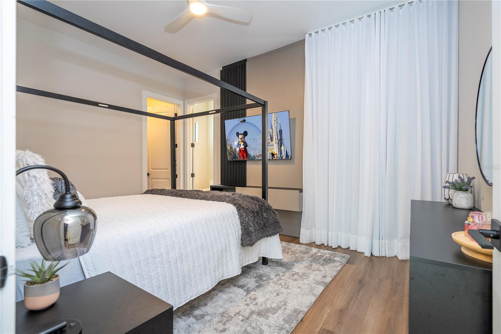 BELLA COLLINA EAST SUB - Residential