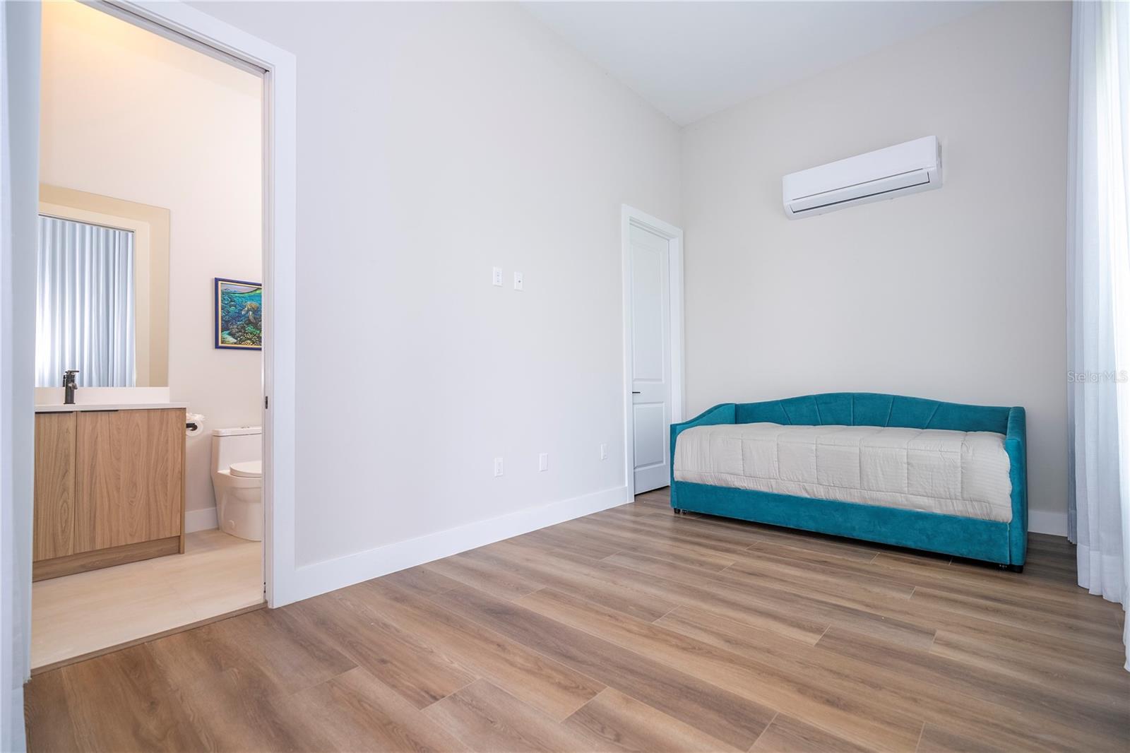 BELLA COLLINA EAST SUB - Residential