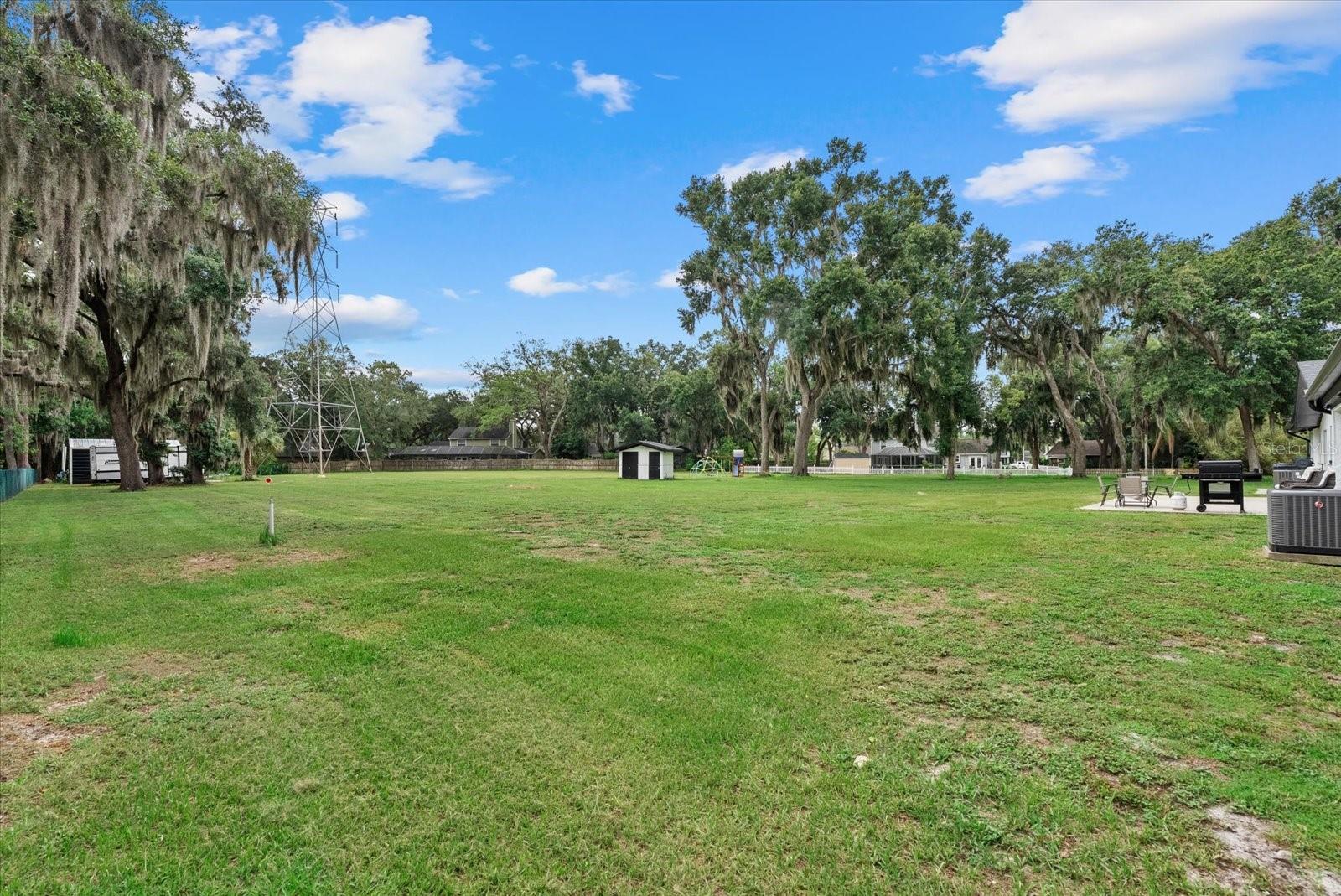 CRENSHAW LAKES - Residential