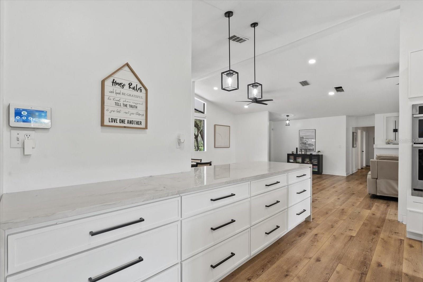 CRENSHAW LAKES - Residential