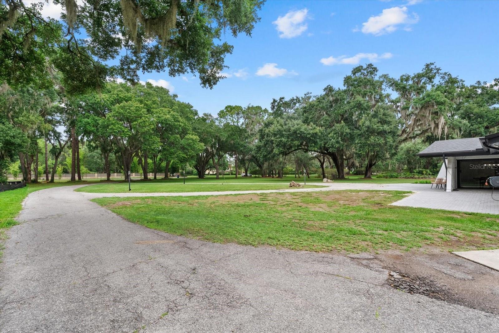 CRENSHAW LAKES - Residential
