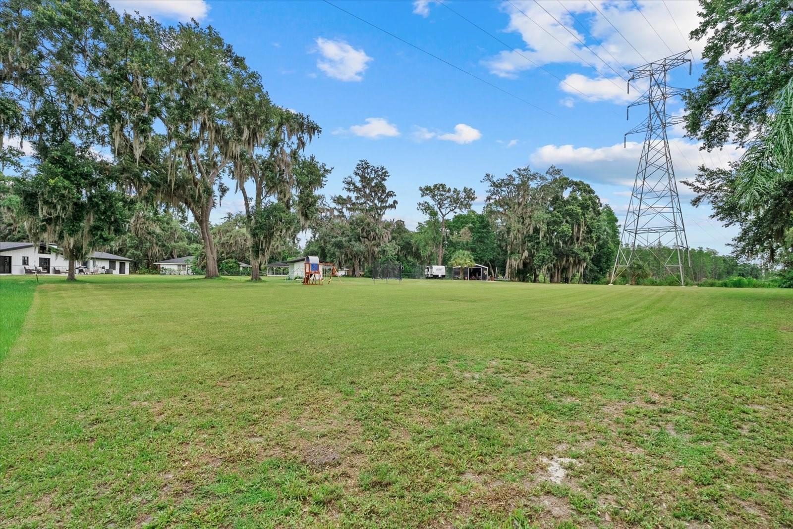 CRENSHAW LAKES - Residential