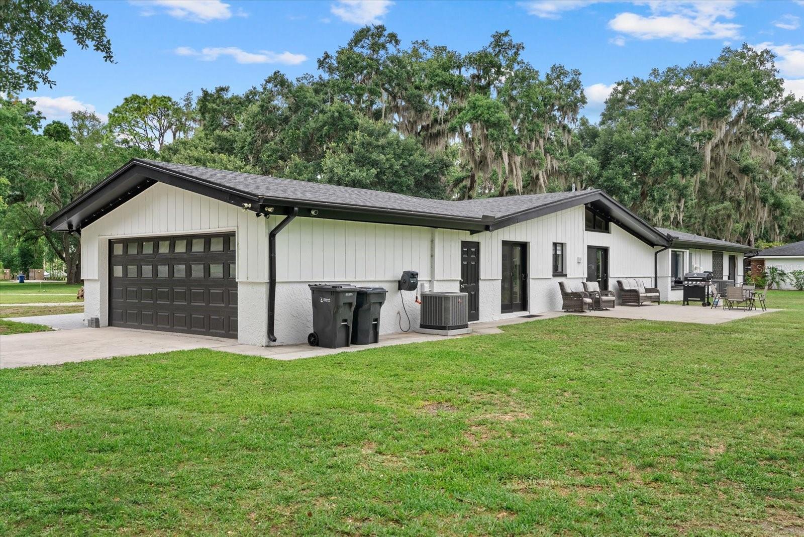 CRENSHAW LAKES - Residential