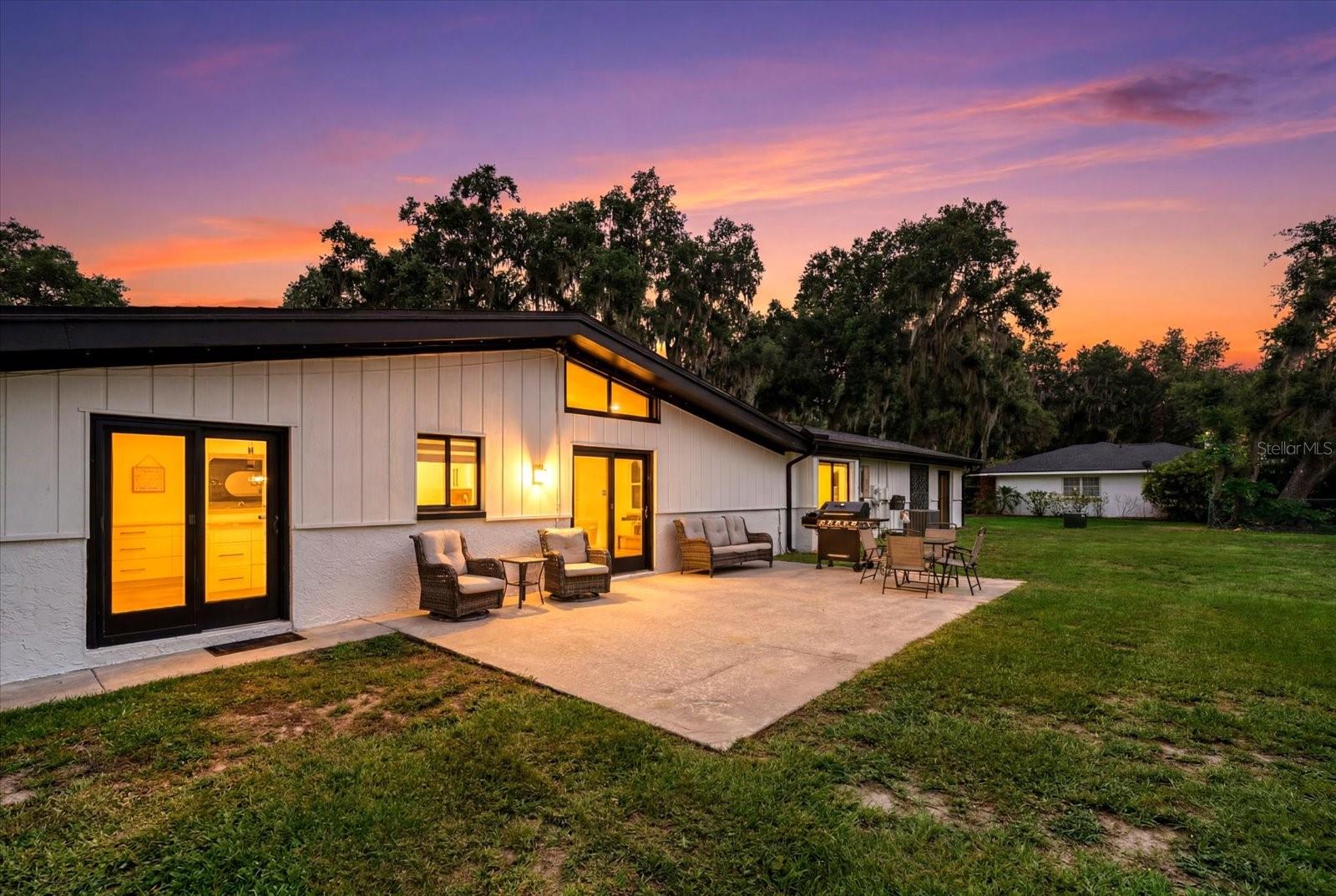 CRENSHAW LAKES - Residential