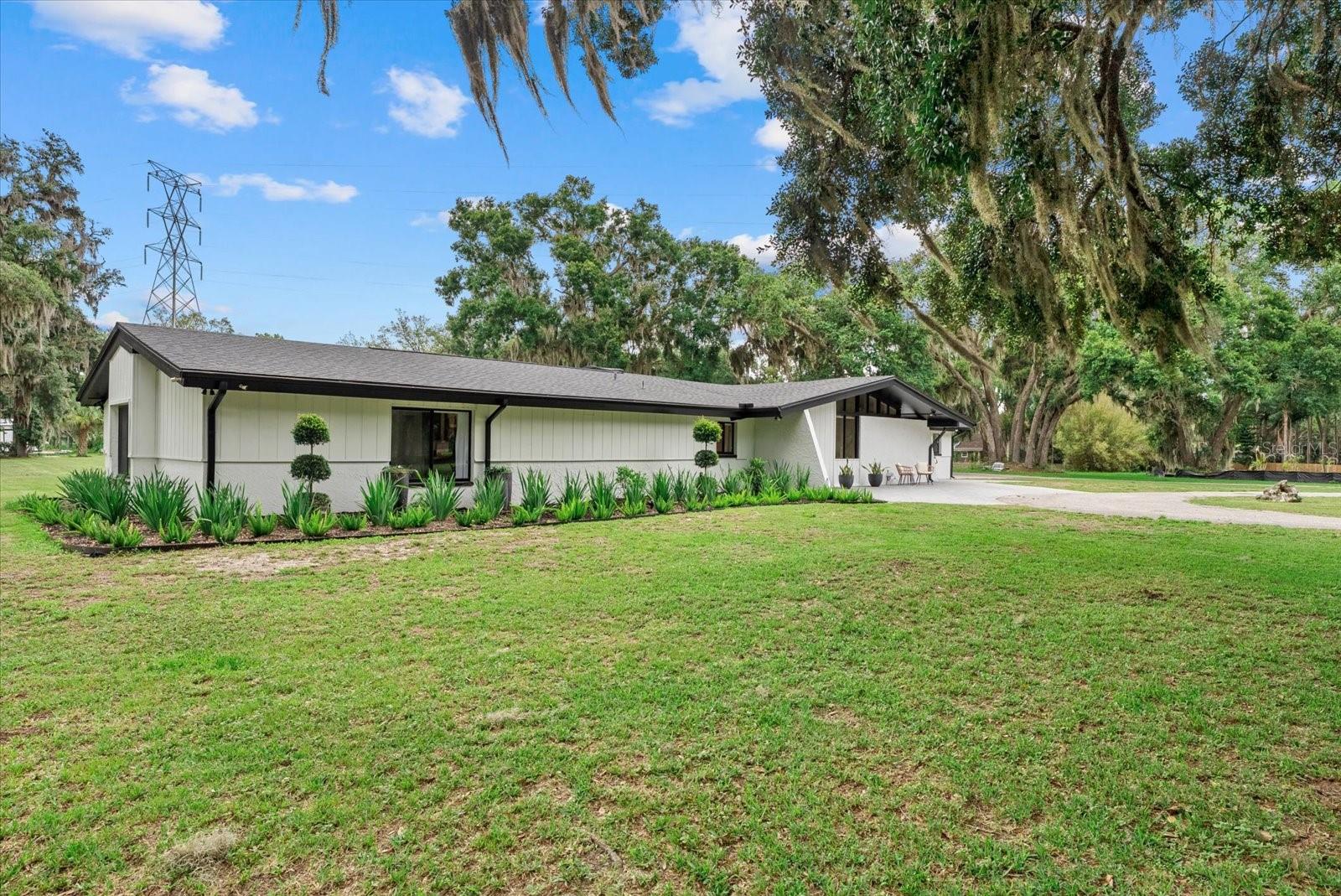 CRENSHAW LAKES - Residential
