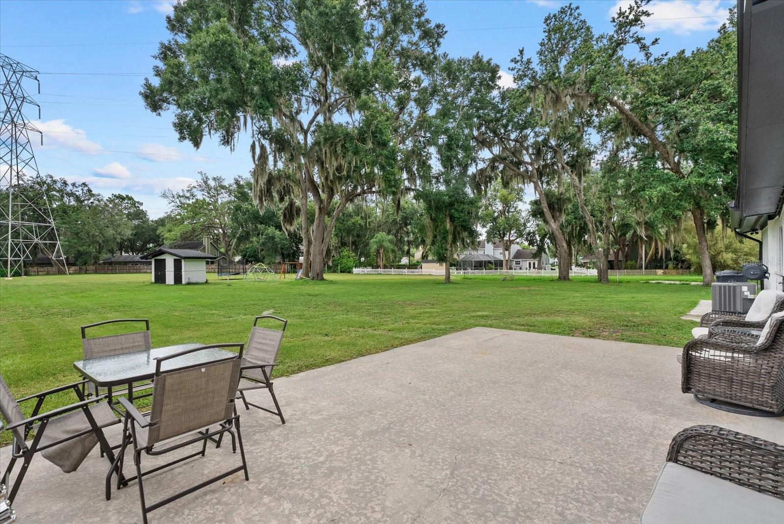 CRENSHAW LAKES - Residential
