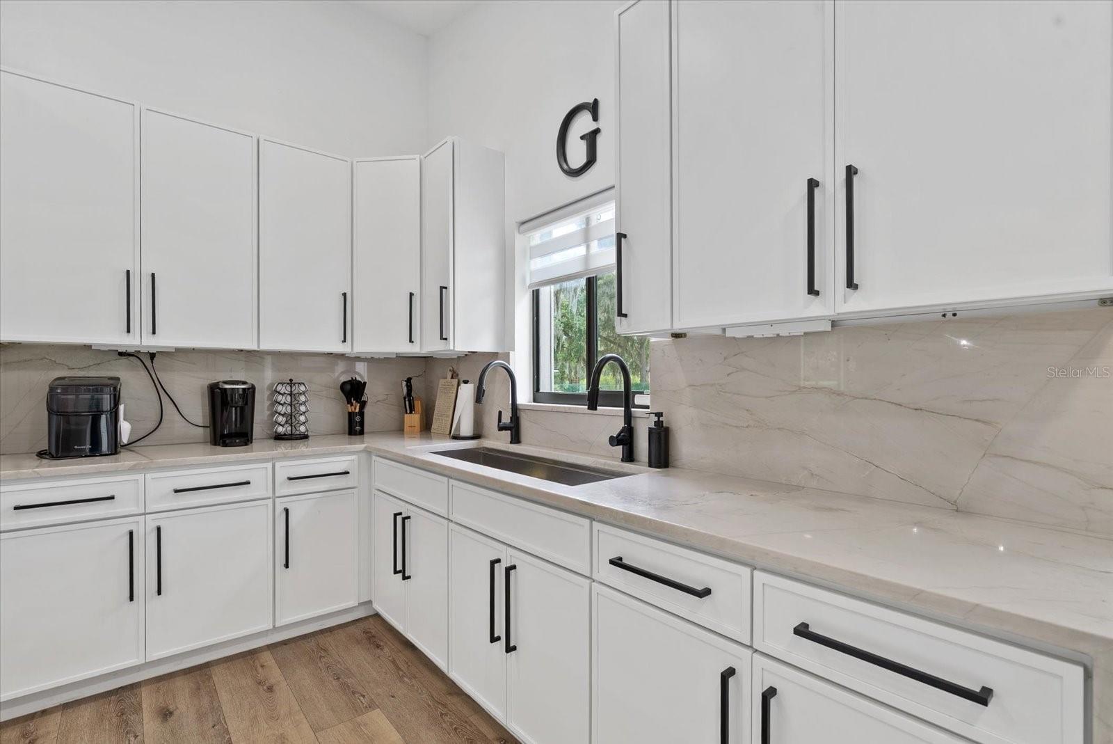 CRENSHAW LAKES - Residential