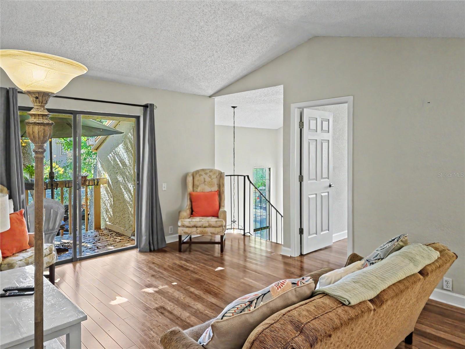 LOS PRADOS CONDO - Residential