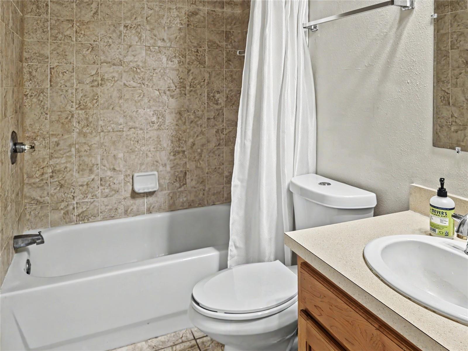 LOS PRADOS CONDO - Residential