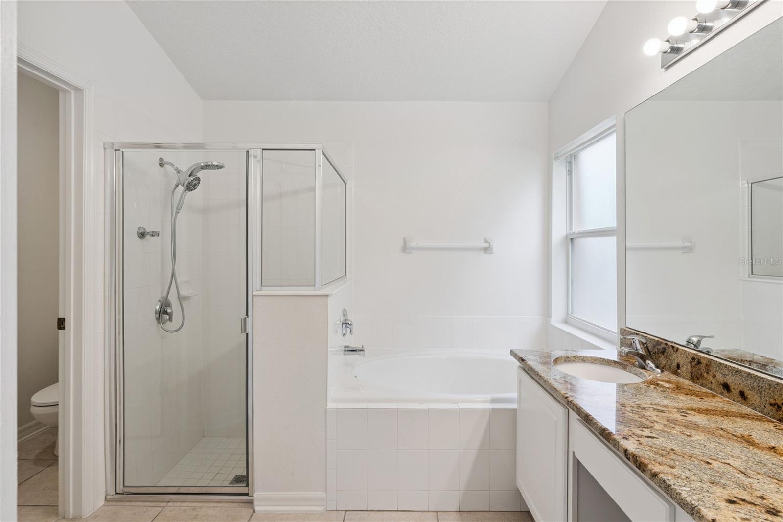 MOSS PARK RIDGE - Residential