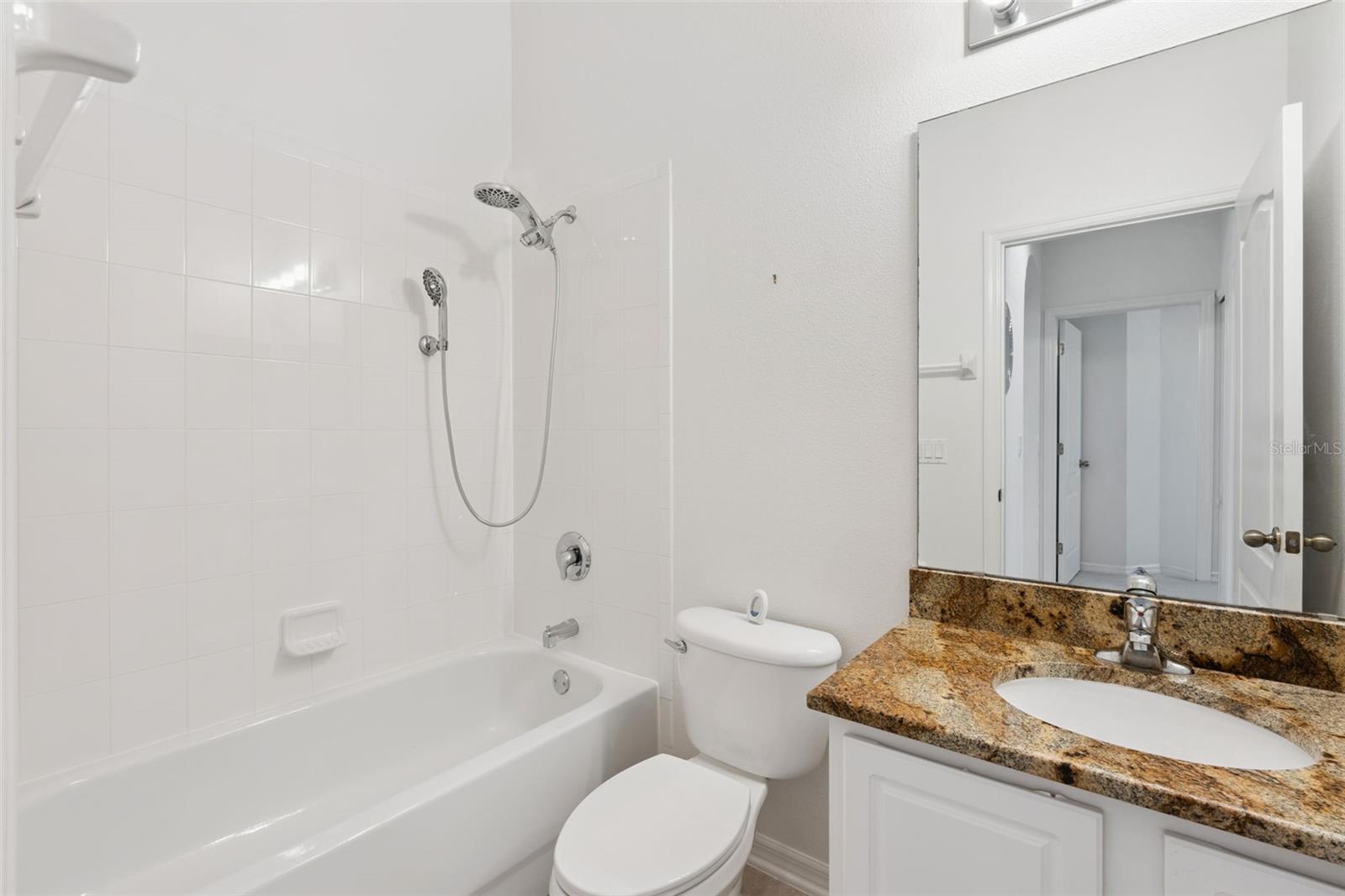 MOSS PARK RIDGE - Residential