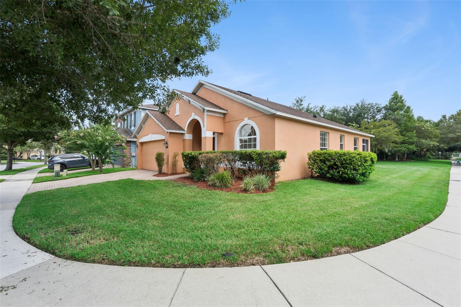 MOSS PARK RIDGE - Residential
