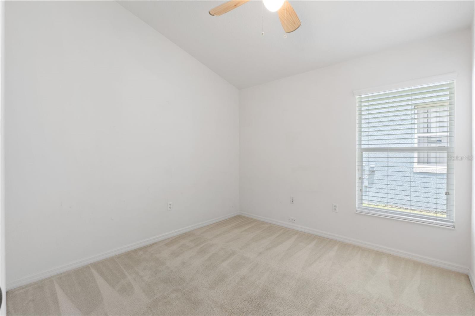 MOSS PARK RIDGE - Residential