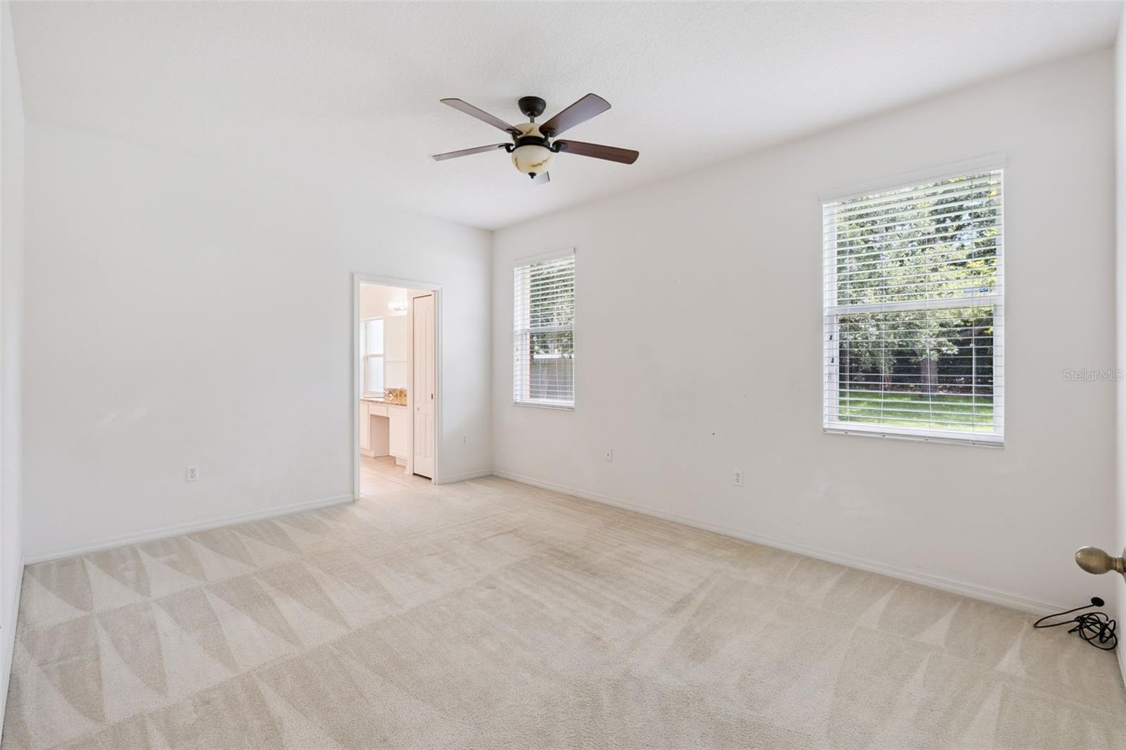 MOSS PARK RIDGE - Residential