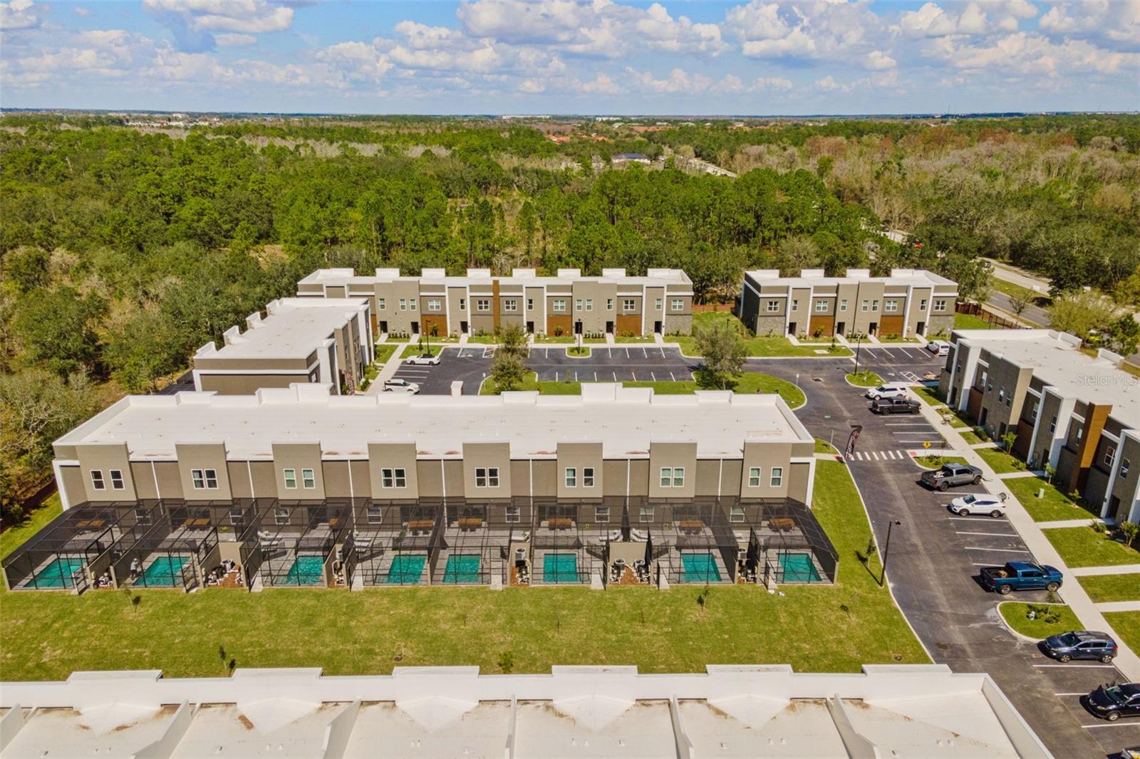 WESTSIDE CAY - Residential
