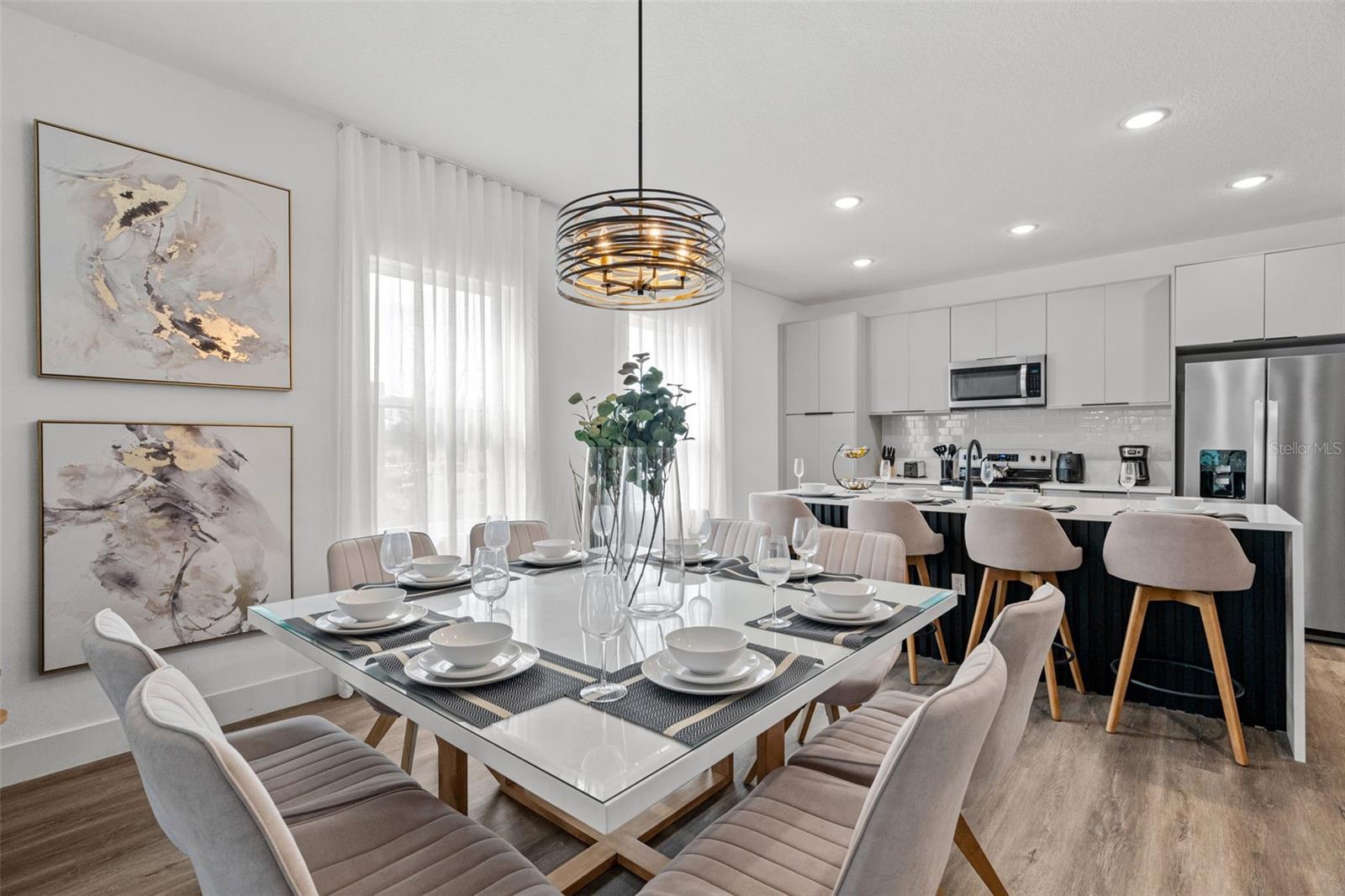WESTSIDE CAY - Residential