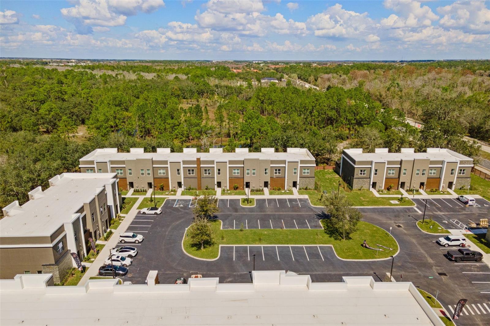 WESTSIDE CAY - Residential