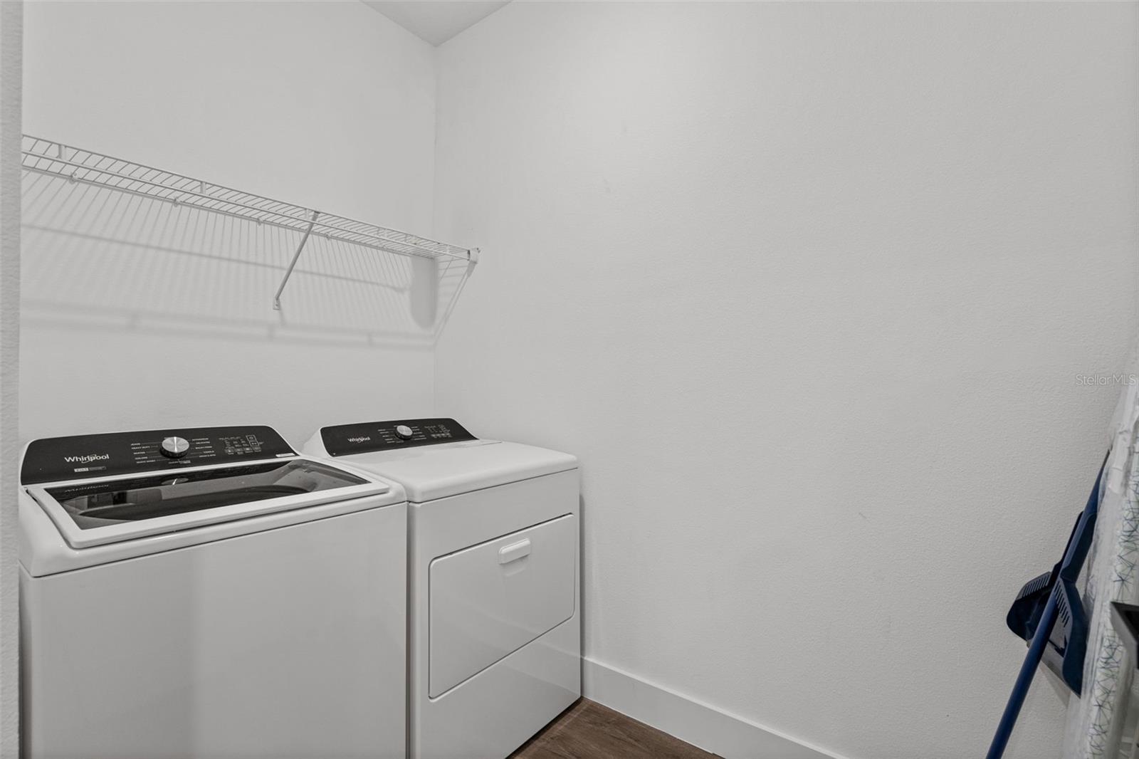 WESTSIDE CAY - Residential