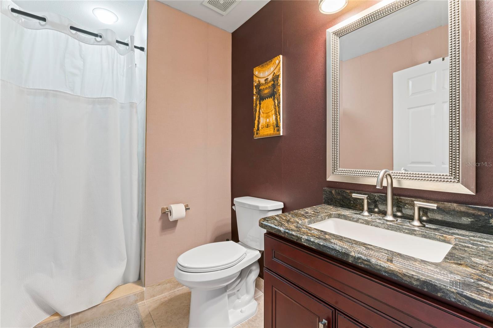RESIDENCES OF FRANKLIN STREET - Residential Lease