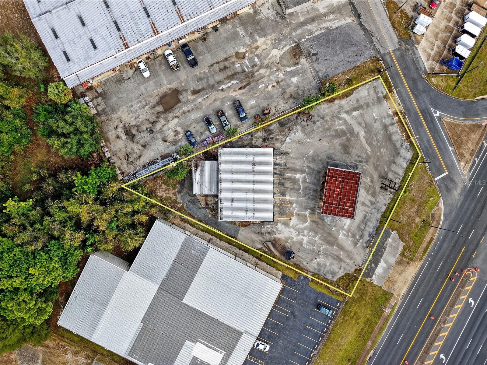 LEESBURG LAKE GRIFFIN PARK - Commercial Sale