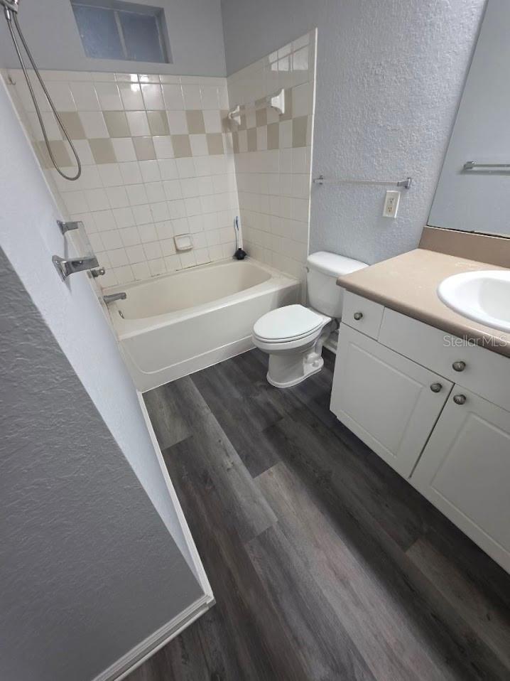 CROSSWYNDE CONDO - Residential Lease
