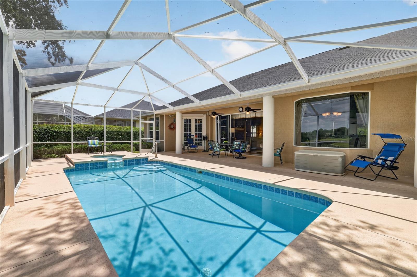 LAKE DIAMOND - Residential