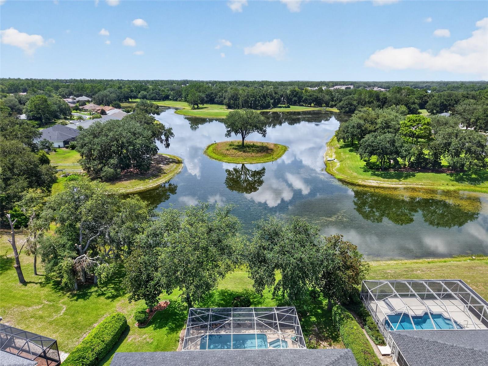LAKE DIAMOND - Residential