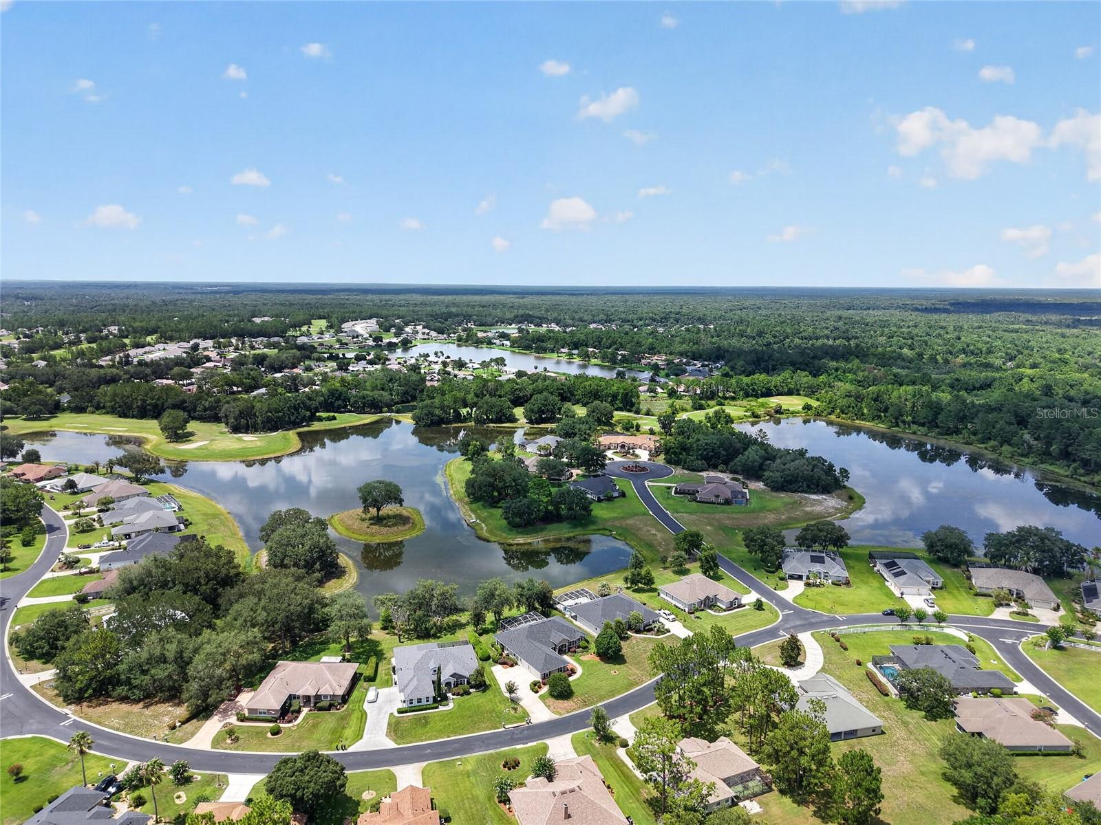 LAKE DIAMOND - Residential