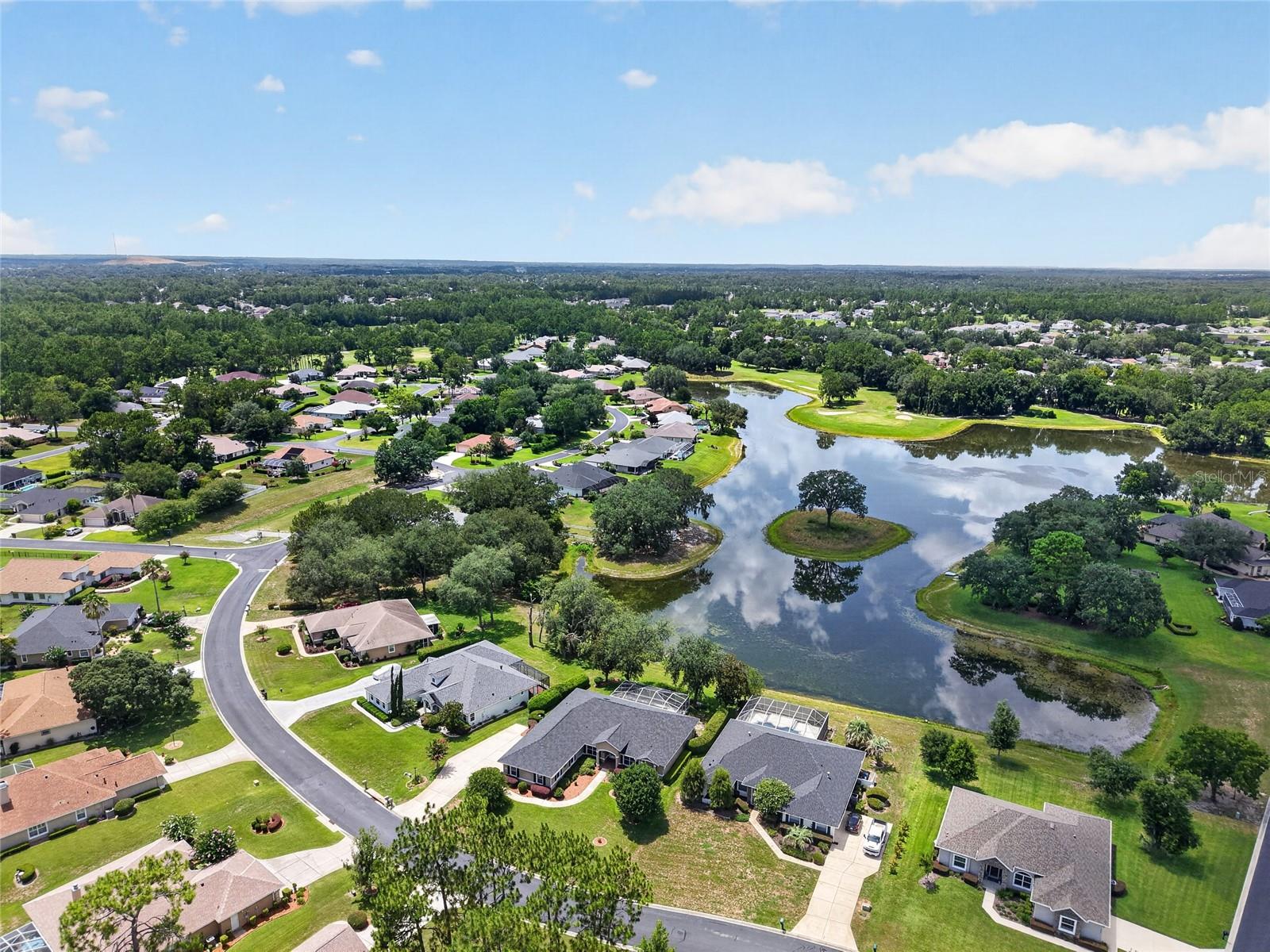 LAKE DIAMOND - Residential