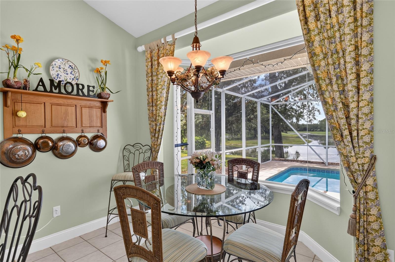 LAKE DIAMOND - Residential