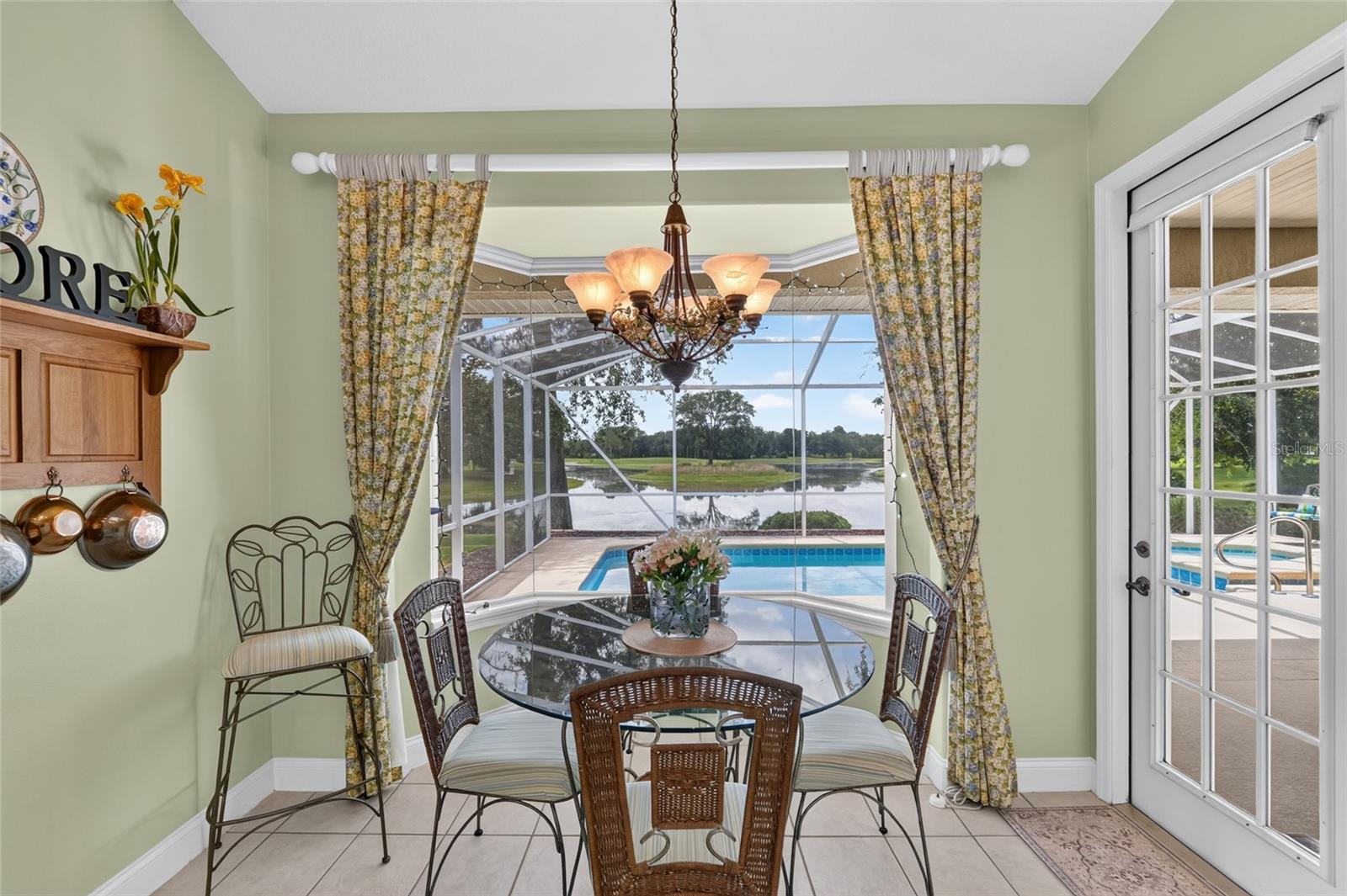 LAKE DIAMOND - Residential