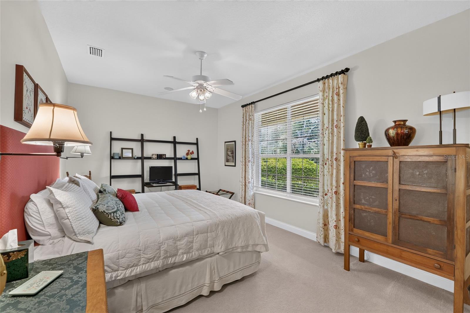 LAKE DIAMOND - Residential