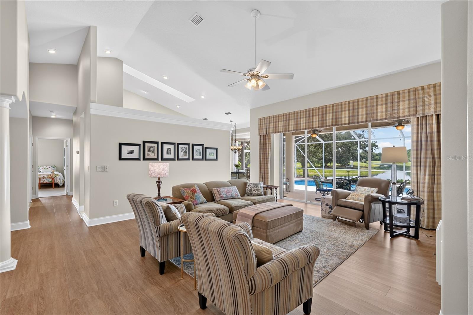 LAKE DIAMOND - Residential