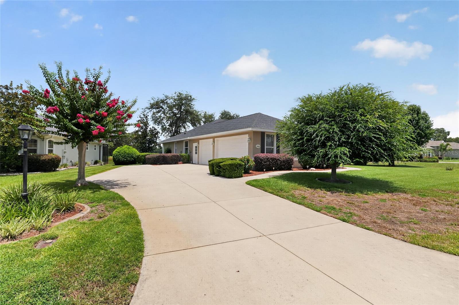 LAKE DIAMOND - Residential