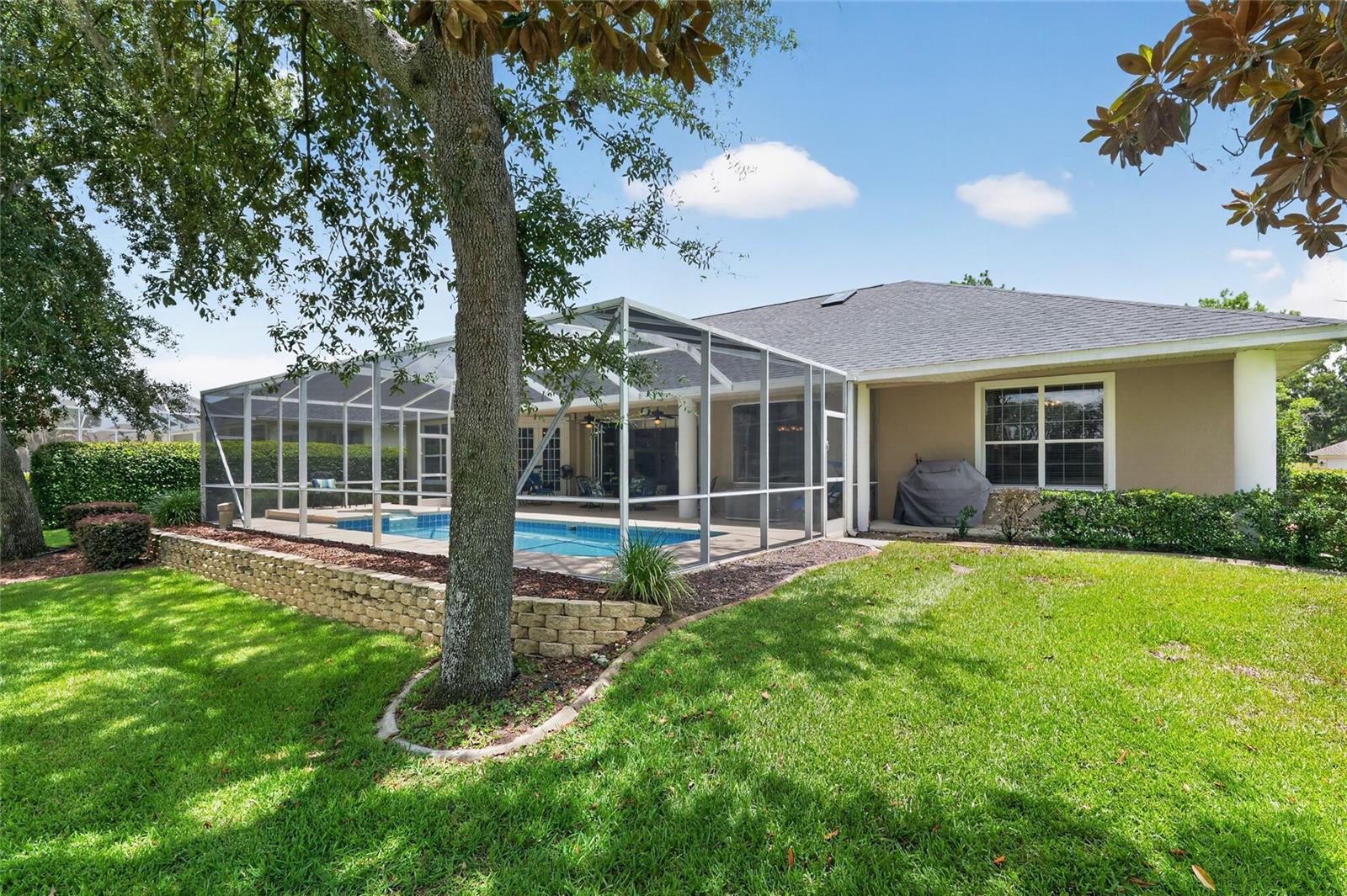 LAKE DIAMOND - Residential