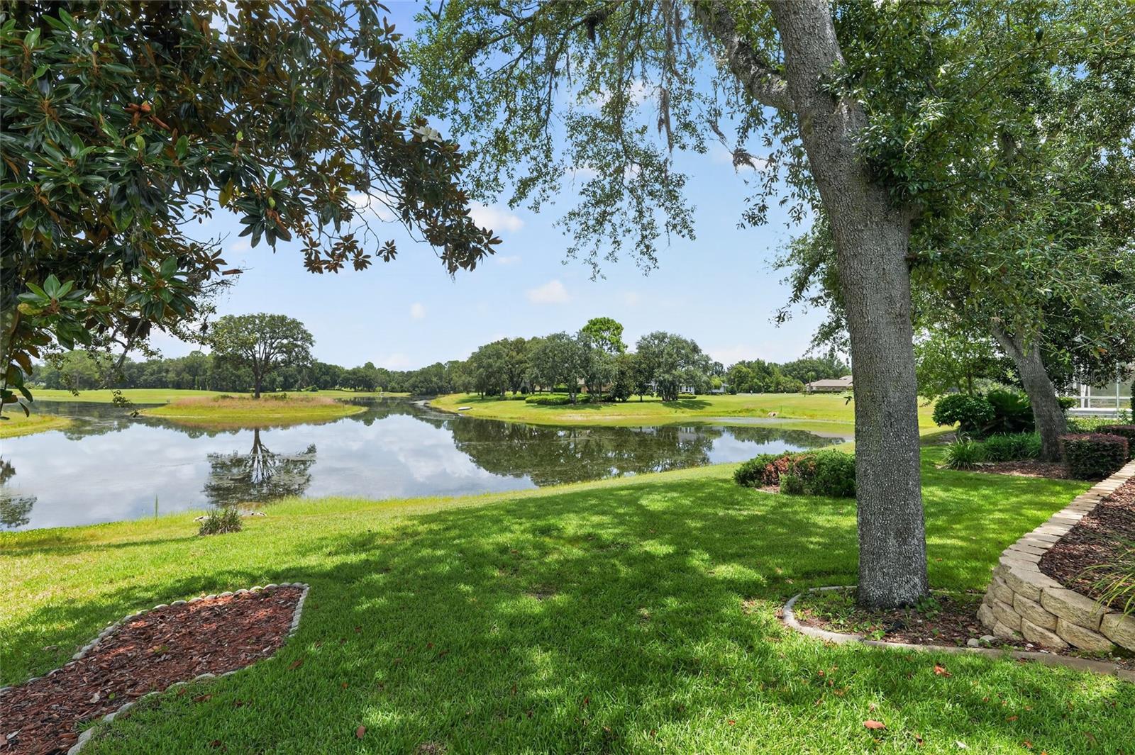LAKE DIAMOND - Residential