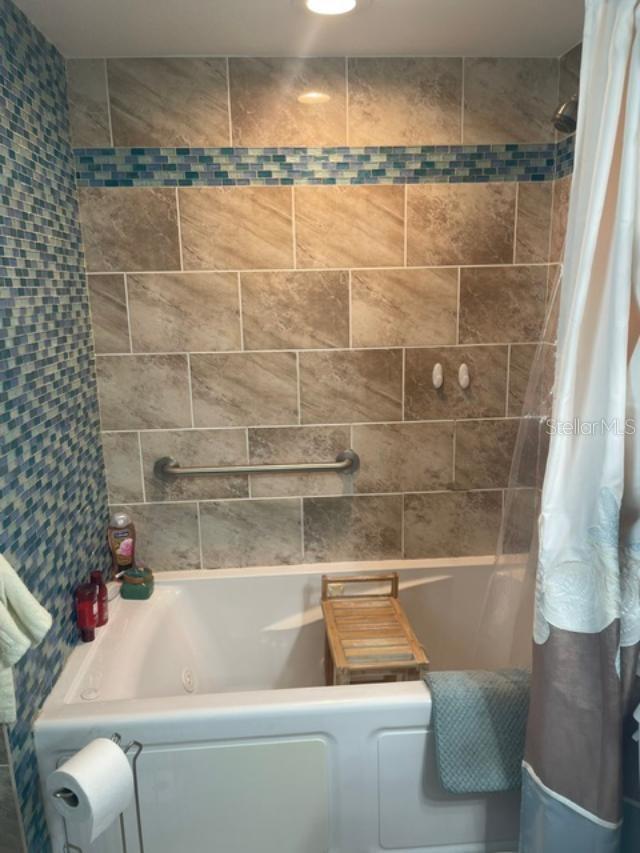 HARBOR PALMS- UNIT EIGHT A - Residential