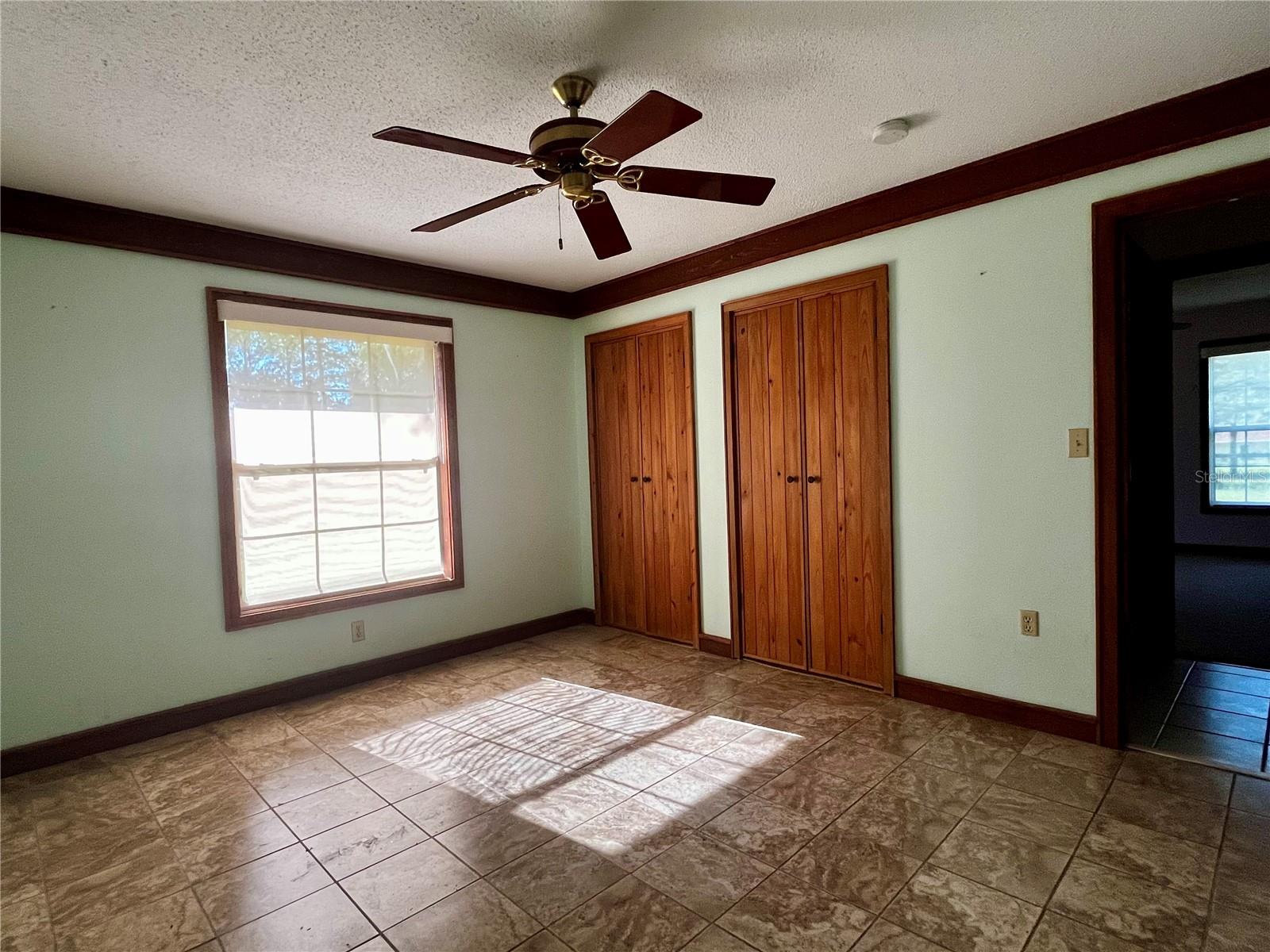 MEADOW WOOD FARMS UN 01 - Residential
