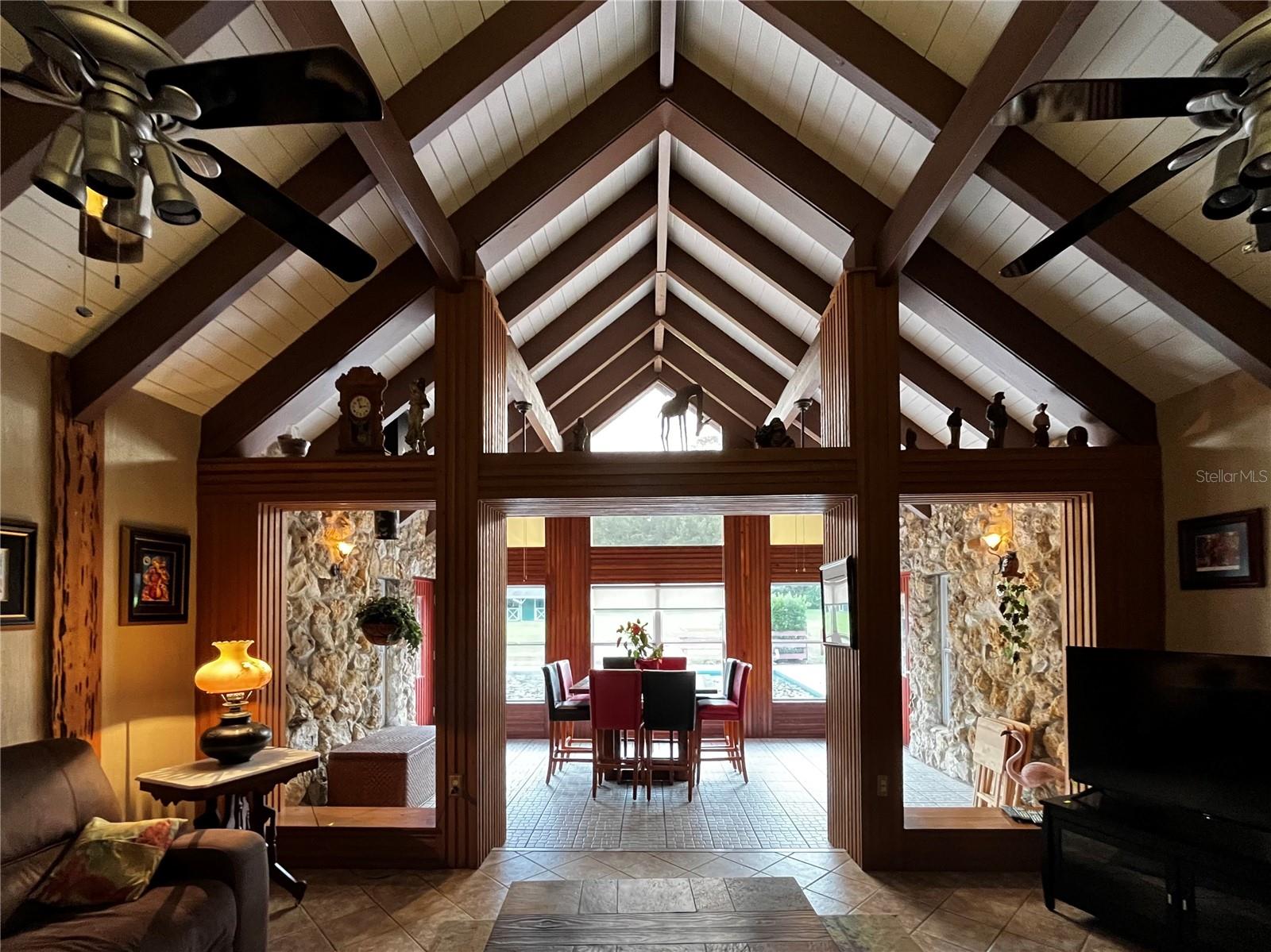 MEADOW WOOD FARMS UN 01 - Residential