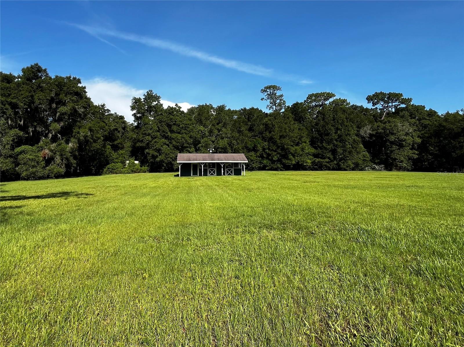 MEADOW WOOD FARMS UN 01 - Residential