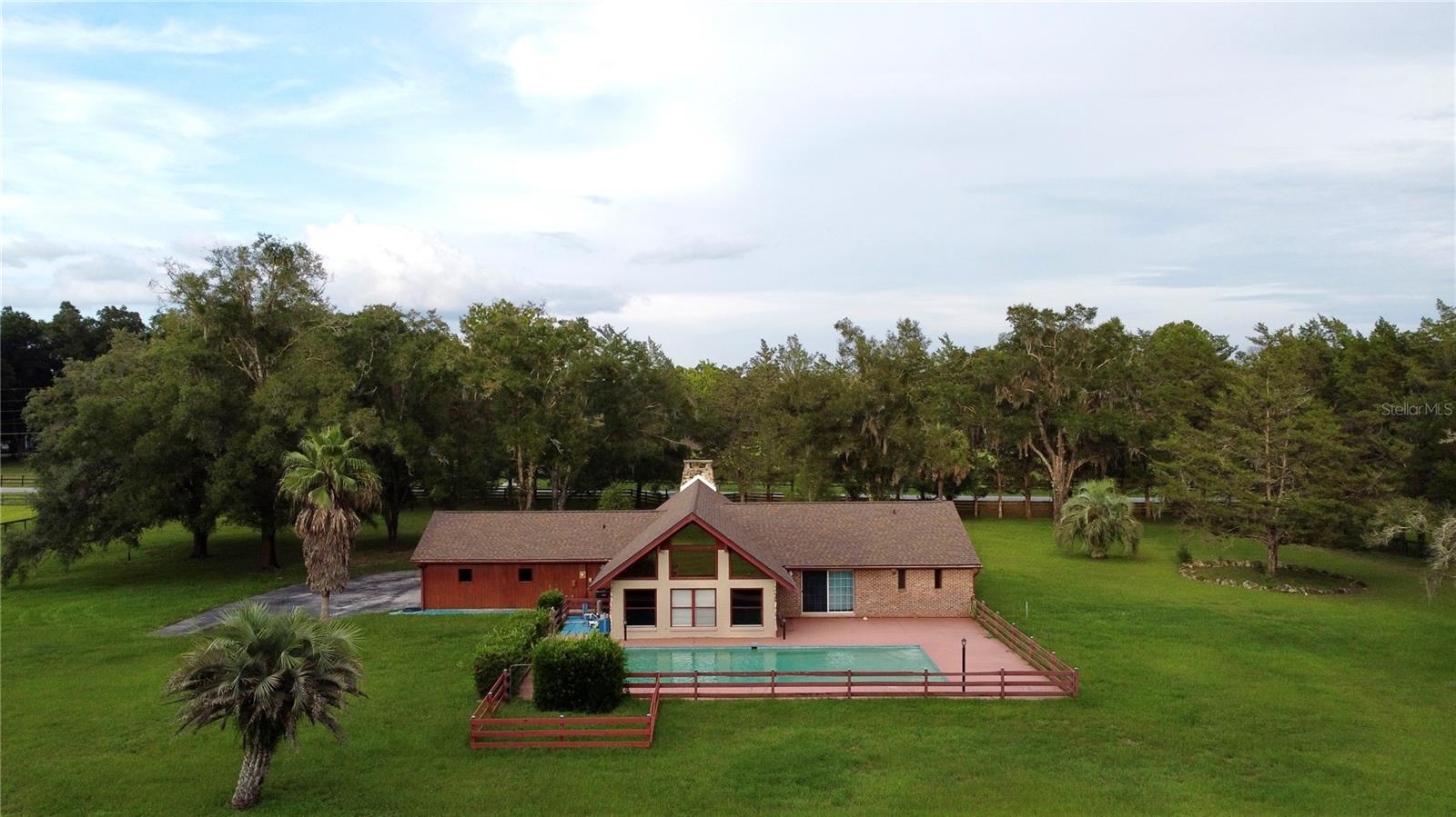 MEADOW WOOD FARMS UN 01 - Residential