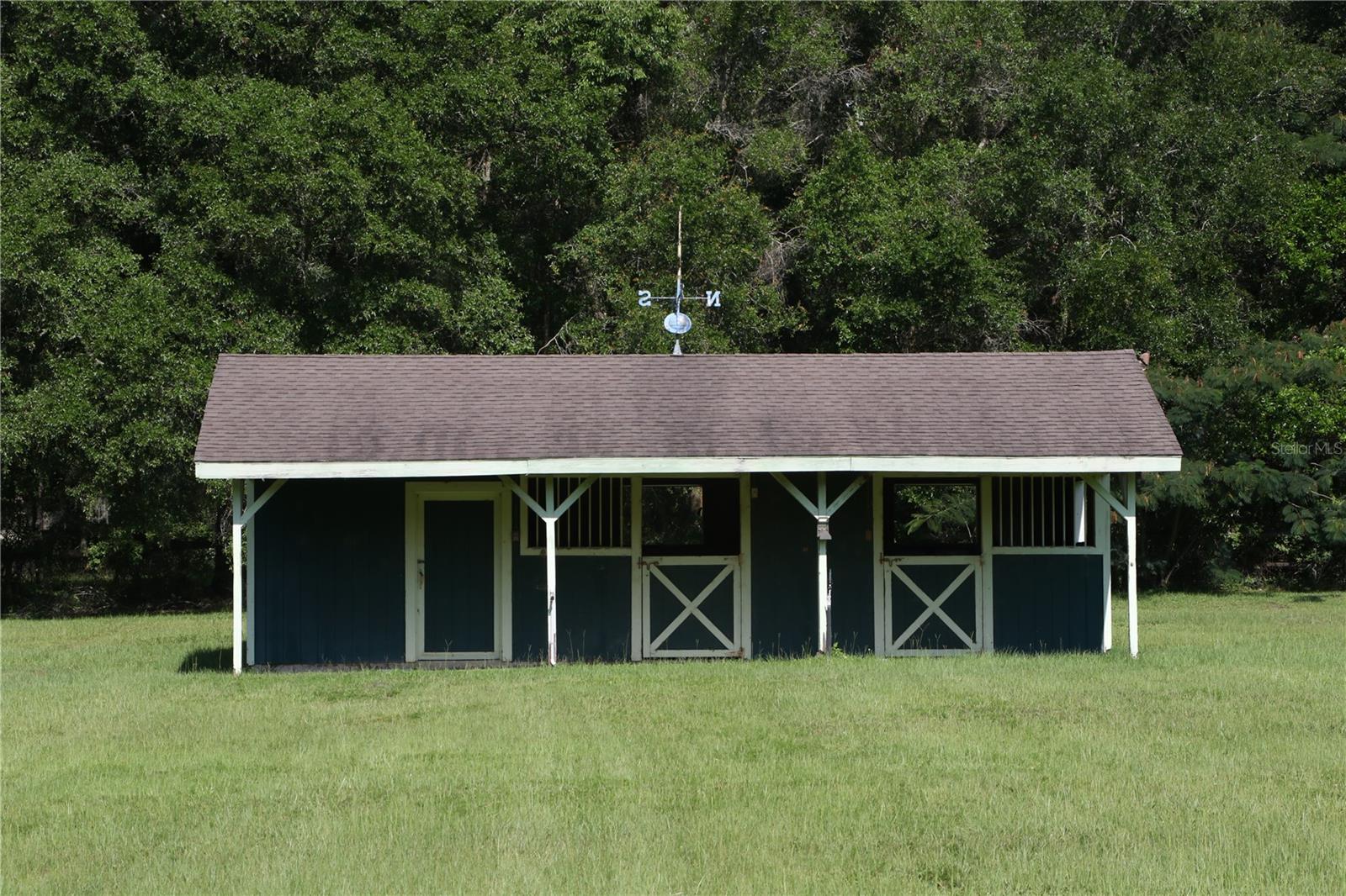 MEADOW WOOD FARMS UN 01 - Residential