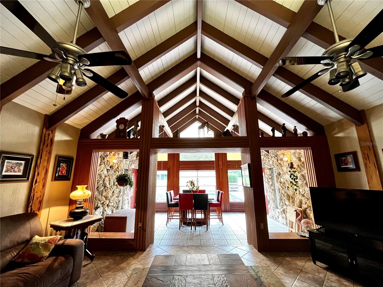 MEADOW WOOD FARMS UN 01 - Residential