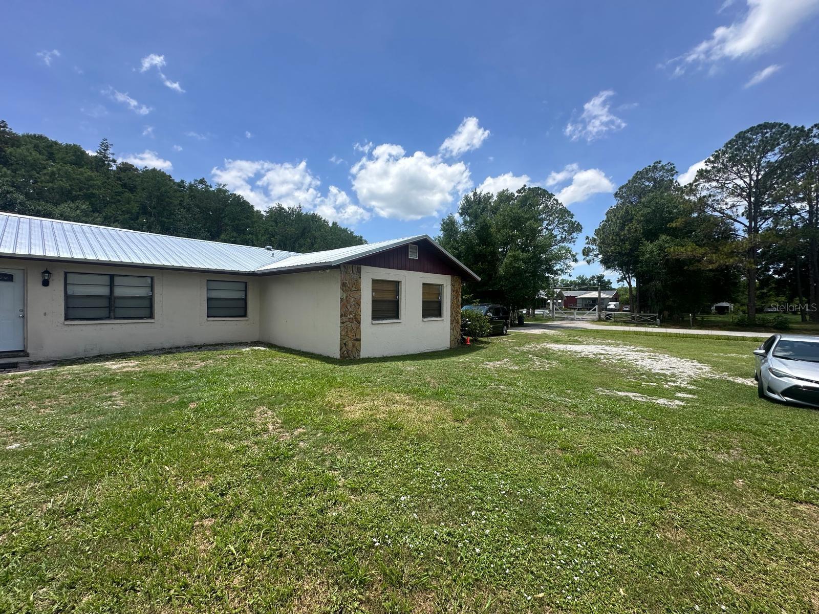 MEADOWBROOK ESTATES - Residential