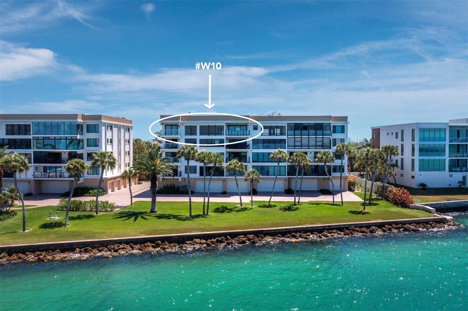 WINDWARD PASSAGE - Residential