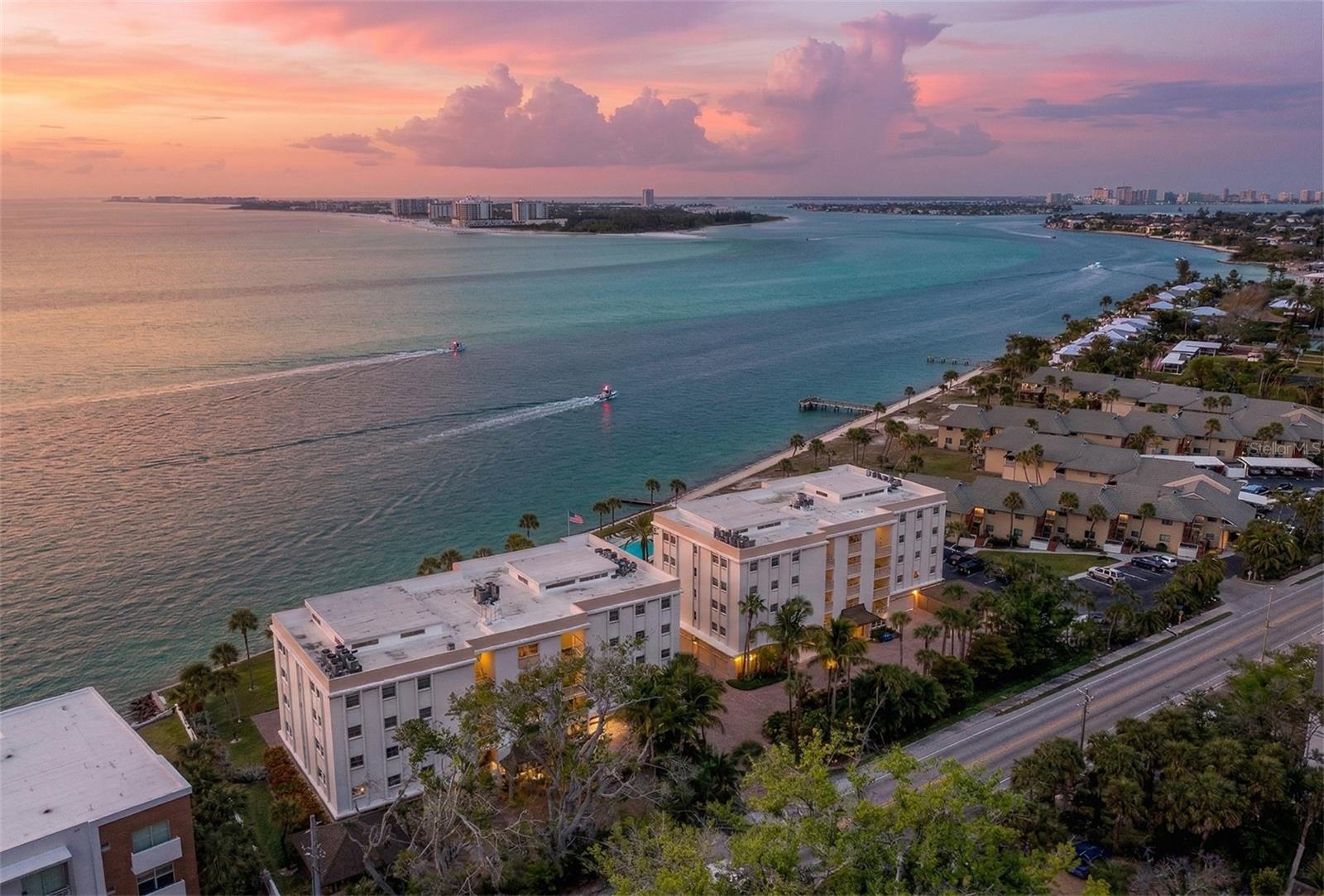WINDWARD PASSAGE - Residential