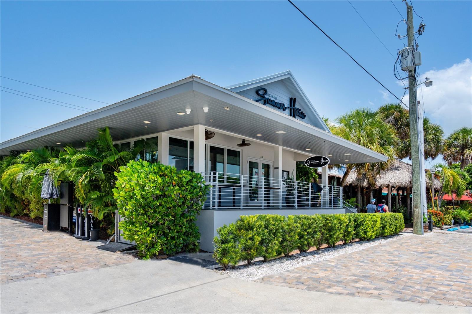 WINDWARD PASSAGE - Residential