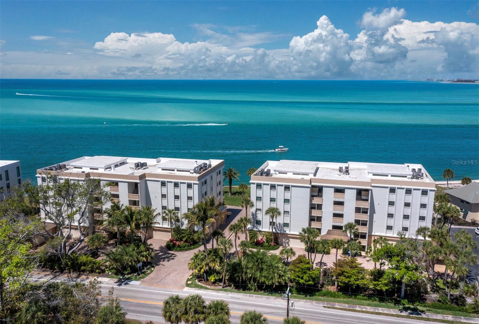 WINDWARD PASSAGE - Residential
