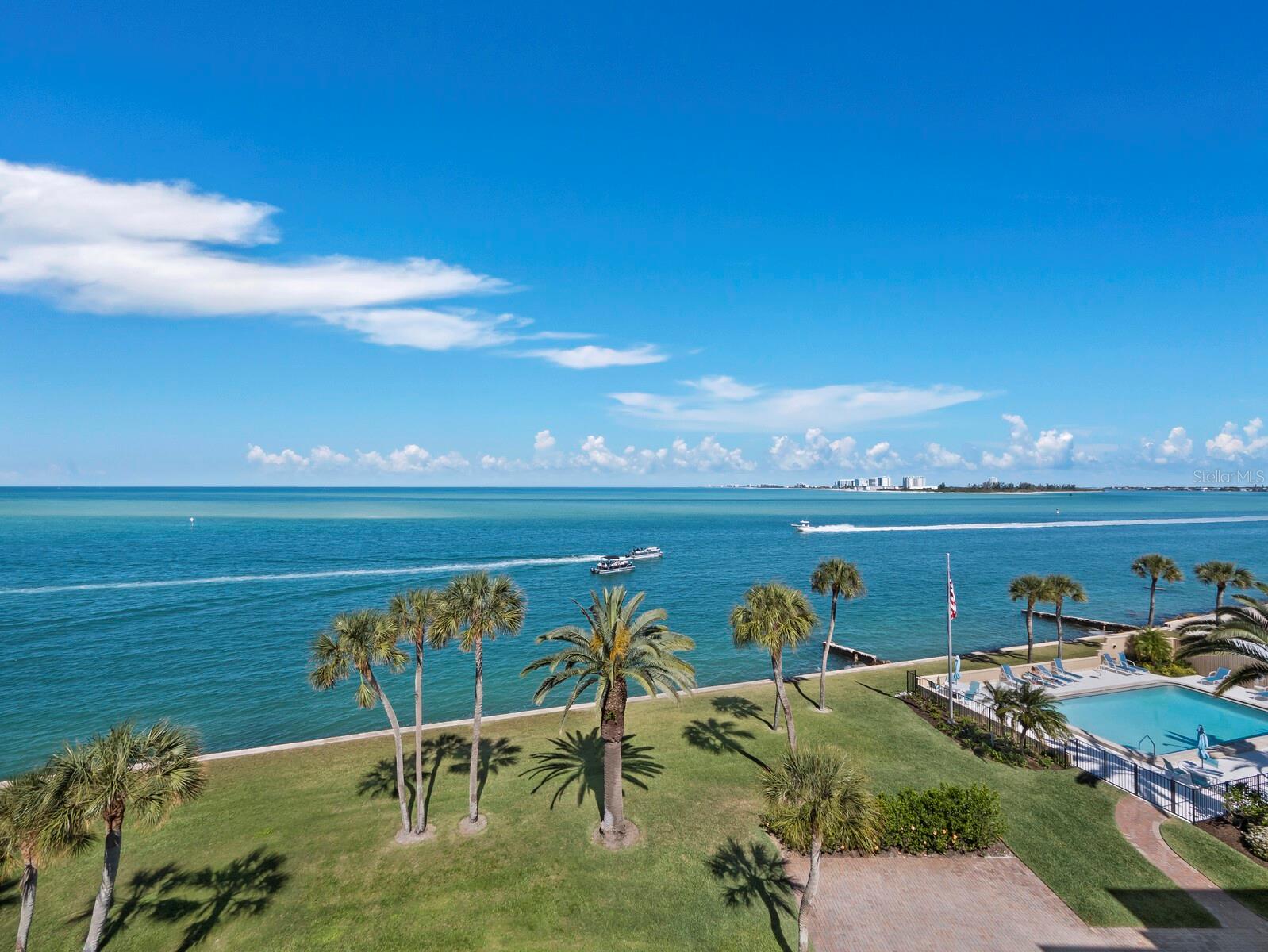 WINDWARD PASSAGE - Residential
